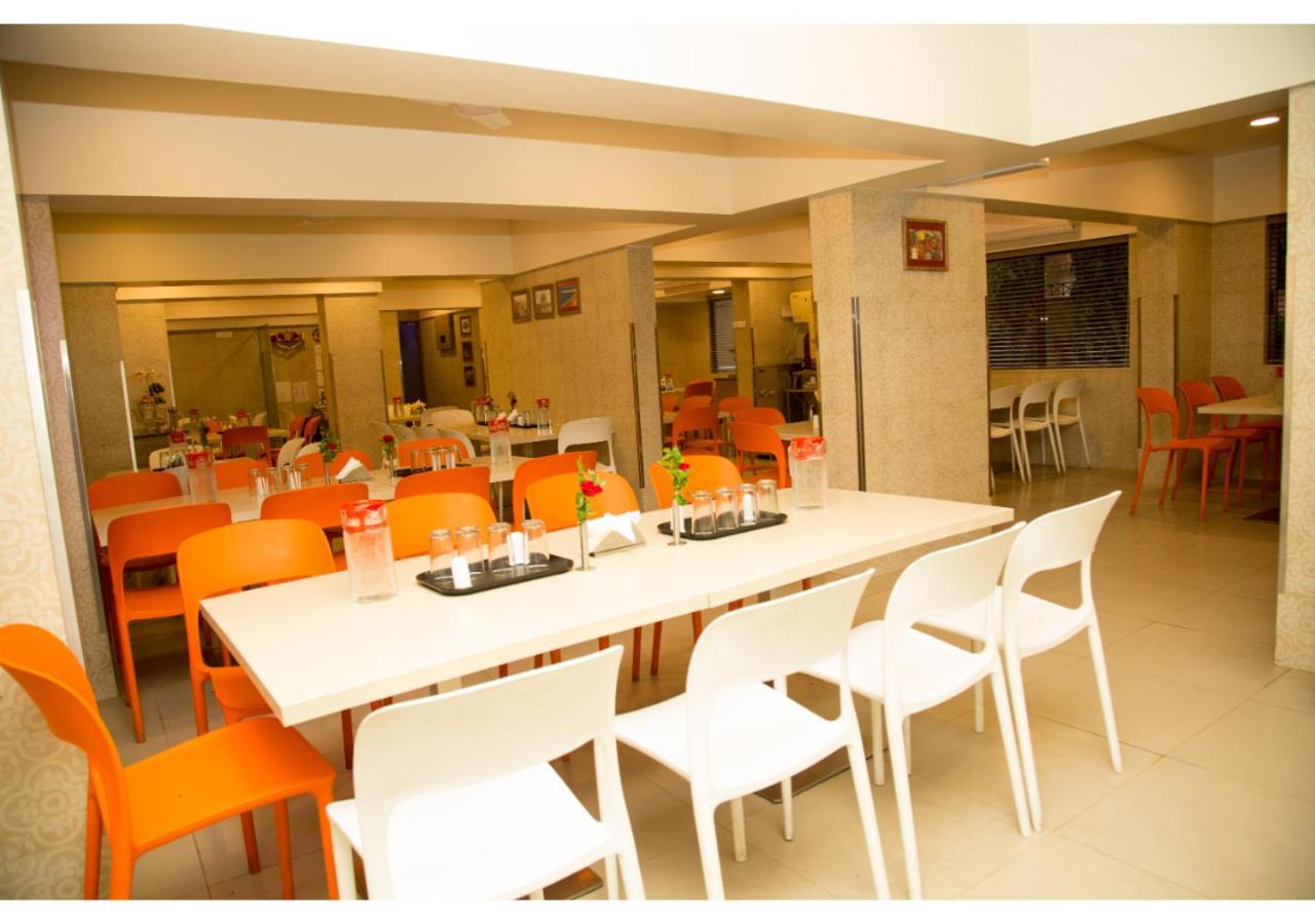 Ashok Deluxe Apartments, Marol Andheri East Mumbai Dış mekan fotoğraf